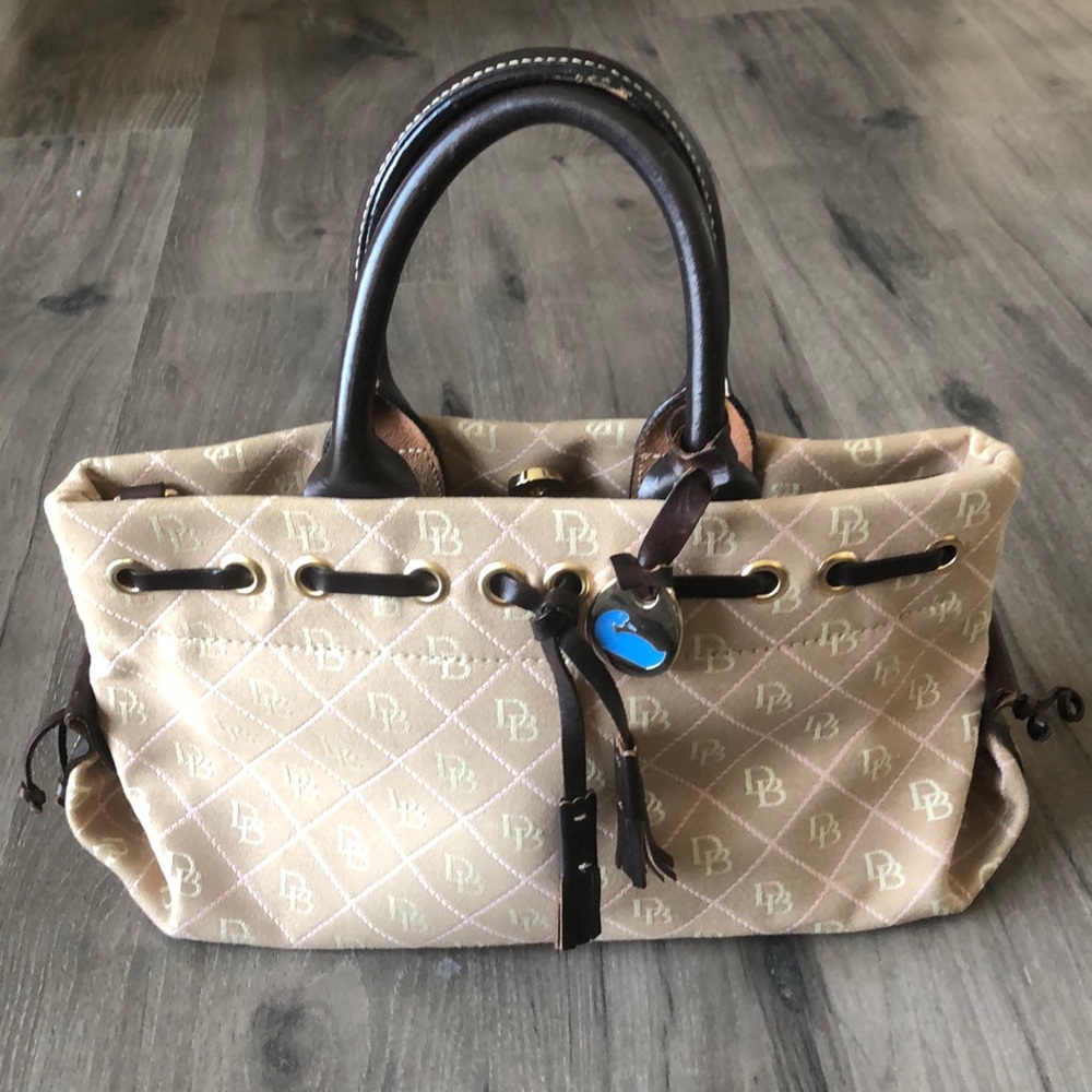 Dooney and Bourke purse